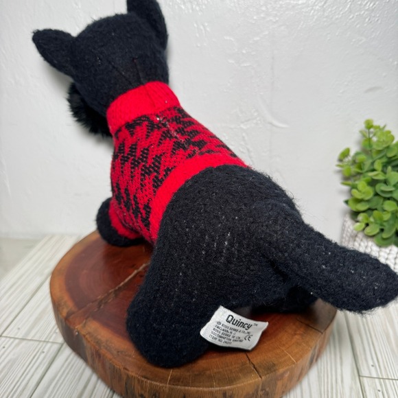 Russ Berrie Quincy Scottie Dog Plush Black Scottish Terrier Red Houndstooth 14" - Picture 8 of 9